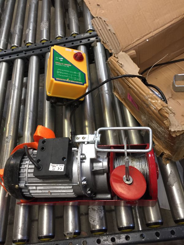 Photo 2 of VEVOR Electric Hoist, 1320LBS Electric Winch, Steel Electric Lift, 110V Electric Hoist with Remote Control & Single/Double Slings for Lifting in Factories, Warehouses, Construction Site, Mine Filed
