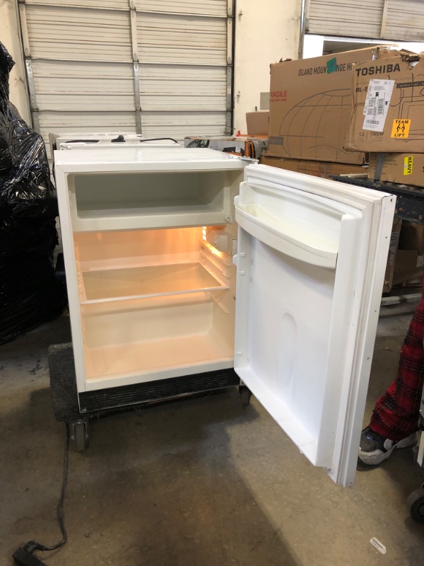 Photo 1 of Summit 20 Inch Wide 2.68 Cu. Ft. Compact Refrigerator
