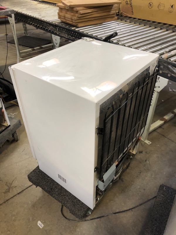 Photo 1 of Summit 20 Inch Wide 2.68 Cu. Ft. Compact Refrigerator