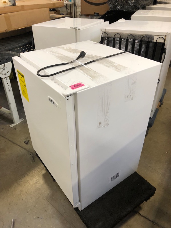 Photo 1 of Summit 20 Inch Wide 2.68 Cu. Ft. Compact Refrigerator