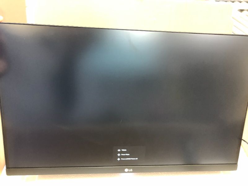 Photo 5 of LG 24QP500-B 24" QHD IPS Display Monitor with HDR 10 and AMD FreeSync