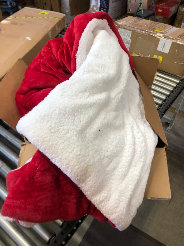 Photo 1 of blanket - red & white - king - size 90 x 104 inches 