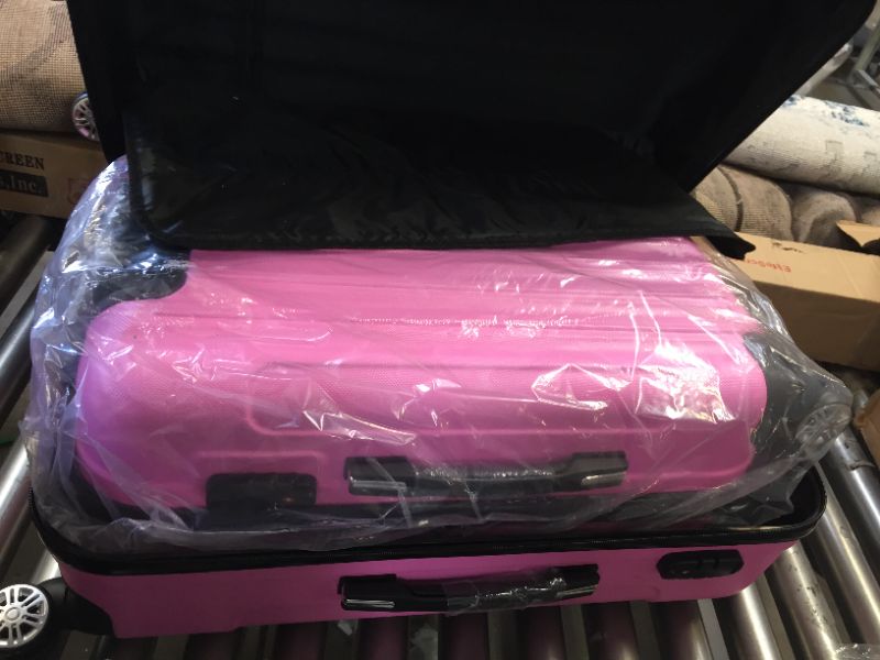 Photo 3 of 3PC PINK SUITCASE SET 