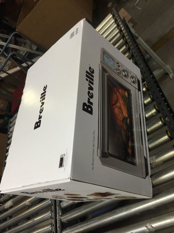 Photo 2 of Breville BOV900BSS the Smart Oven Air - Electric oven - convection - 29.9 qt - 1800 W