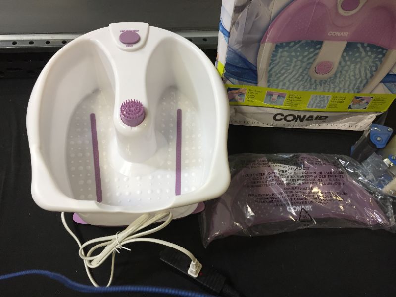 Photo 2 of Conair Foot Pedicure Spa with Soothing Vibration Massage
