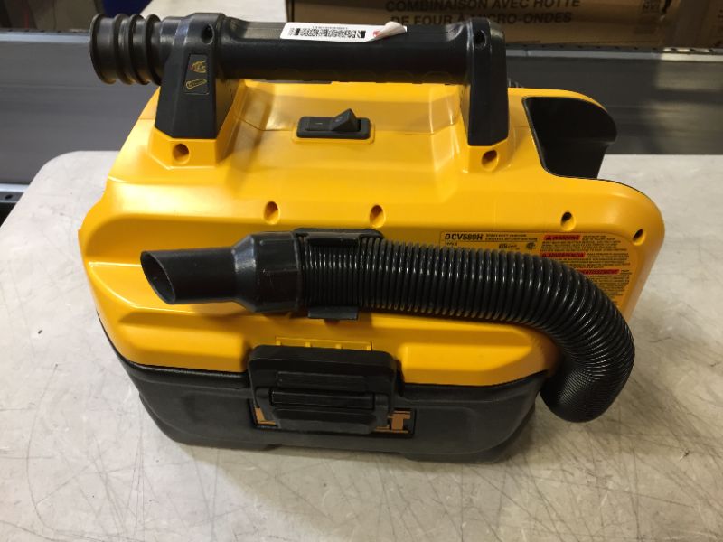 Photo 2 of DEWALT 20V MAX Wet-Dry Vacuum, Cordless (DCV580H)
VACUUM ONLY
ACCESORIES AND BATTERY MISSING 