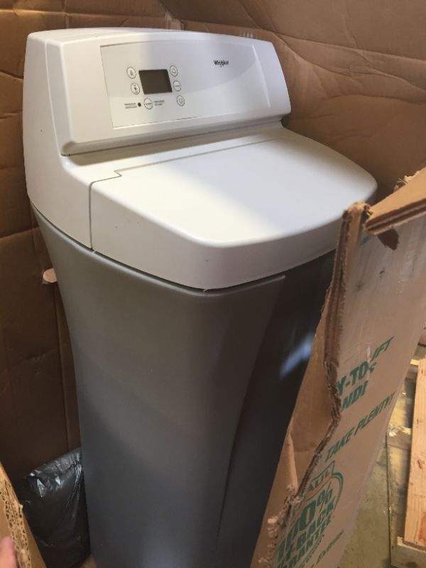 Photo 4 of Whirlpool WHES40E 40,000 Grain Softener | Salt & Water Saving Technology | NSF Certified | Automatic Whole House Soft Water Regeneration, White
