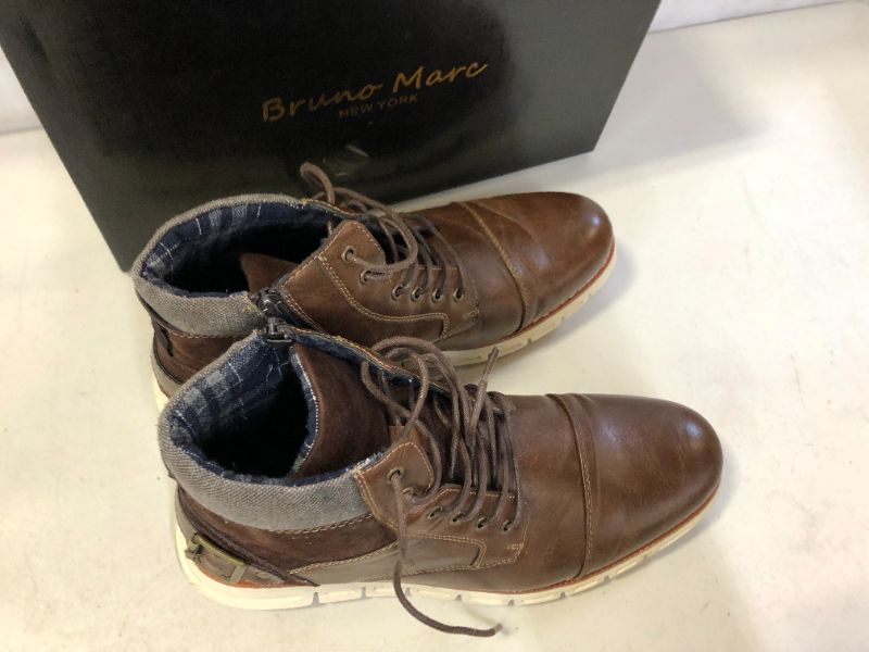 Photo 2 of BRUNO MARC NEW YORK MEN'S SHOES SIZE 10.5 (DIRT ON BOTTOM OF SHOE)