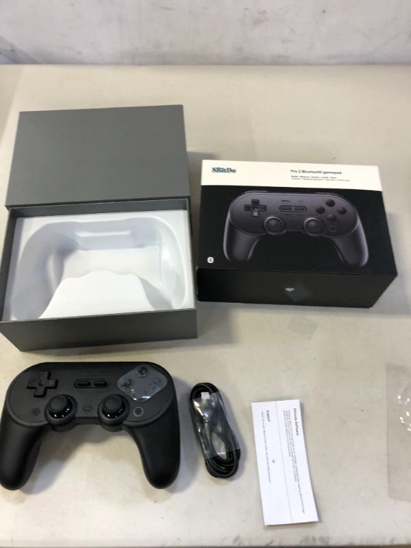Photo 1 of 8BITDO PRO 2 BLUETOOTH GAMEPAD CONTROLLER