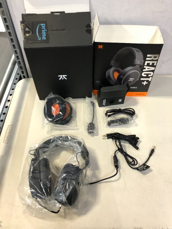 Photo 3 of Fnatic React Gaming Headset for Esports with 53mm Drivers, Metal Frame, Precise Stereo Sound, Broadcaster Detachable Microphone, 3.5mm Jack [PC, PS4, PS5, Xbox ONE, Xbox Series X] [Playstation_4] USED BUT LOOKS NEW, DAMAGES TO PACKAGING 
