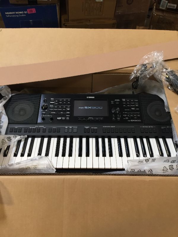 Photo 3 of Yamaha PSR-SX900 61-Key High-Level Arranger Keyboard Standard *WAS SEALED*
