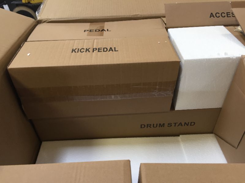 Photo 4 of Alesis Drums Nitro Mesh Kit - Electric Drum Set with USB MIDI Connectivity, Mesh Drum Pads, Kick Pedal and Rubber Kick Drum, 40 Kits and 385 Sounds
---- COMPLETE-----OPEN BOX BUT NEW ---