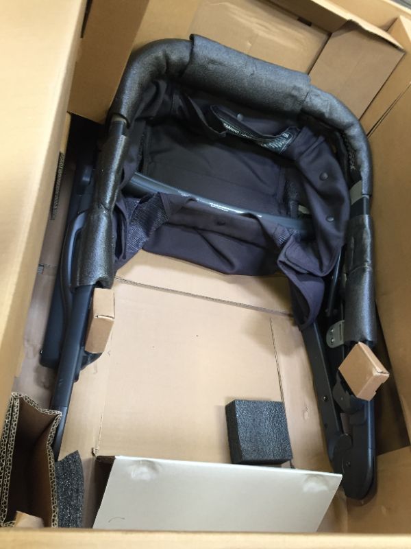 Photo 1 of UPPAbaby VISTA V2 Stroller - JAKE (black/carbon/black leather)
