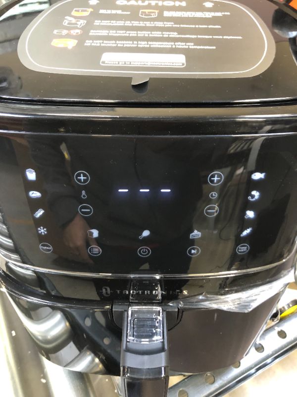 Photo 4 of Air Fryer, Large 6 Quart 1750W Air Frying Oven with Touch Control Panel
