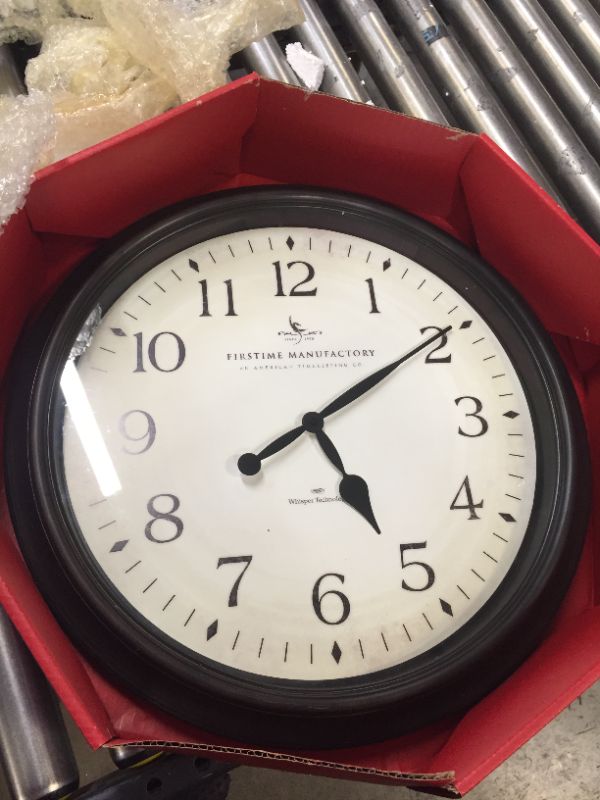 Photo 1 of 20 inch clock