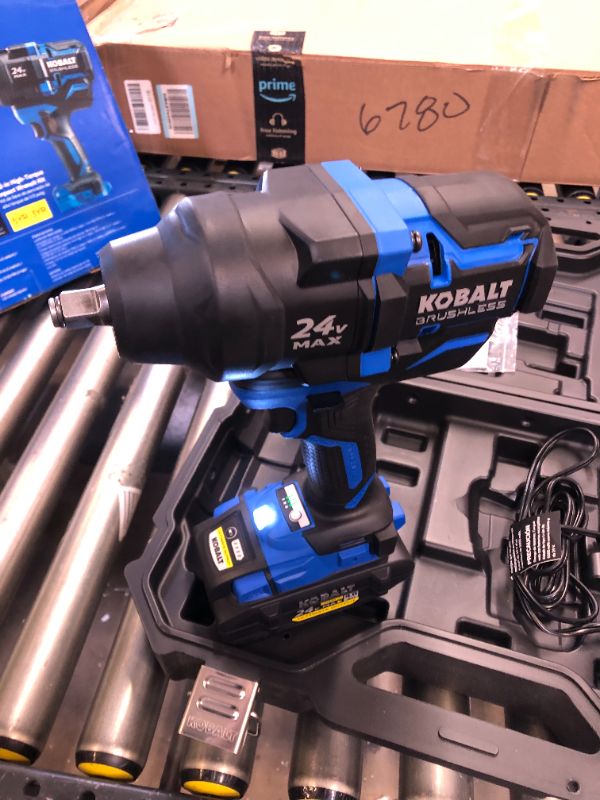 Photo 3 of Kobalt 24-Volt XTR Variable Speed Brushless 1/2-in Drive Cordless Impact Wrench (1-Battery Included)
