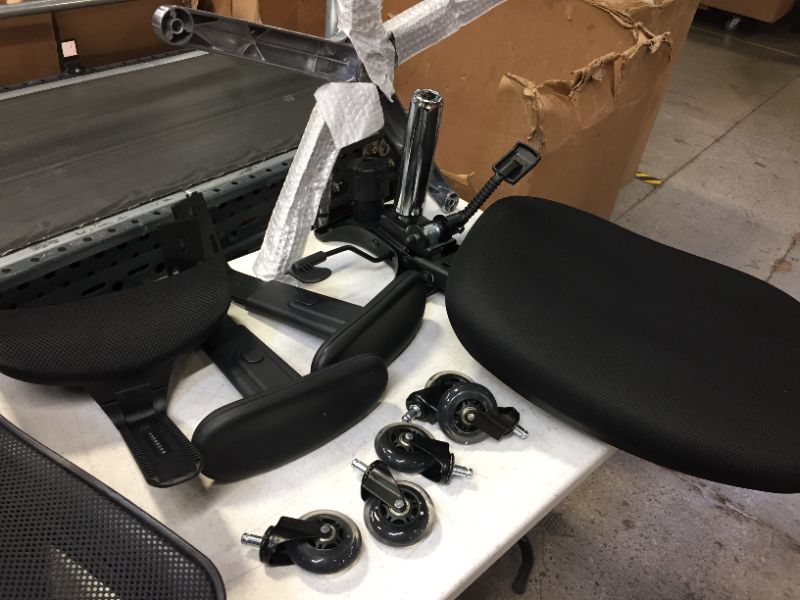 Photo 1 of Duramont Ergonomic Office Chair 