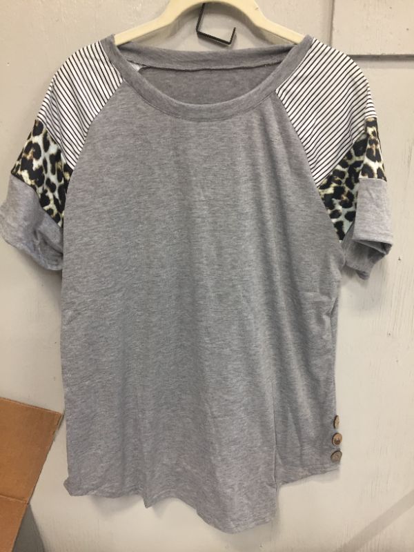 Photo 1 of generic xl (china size) Women's Shirt  --no tag
