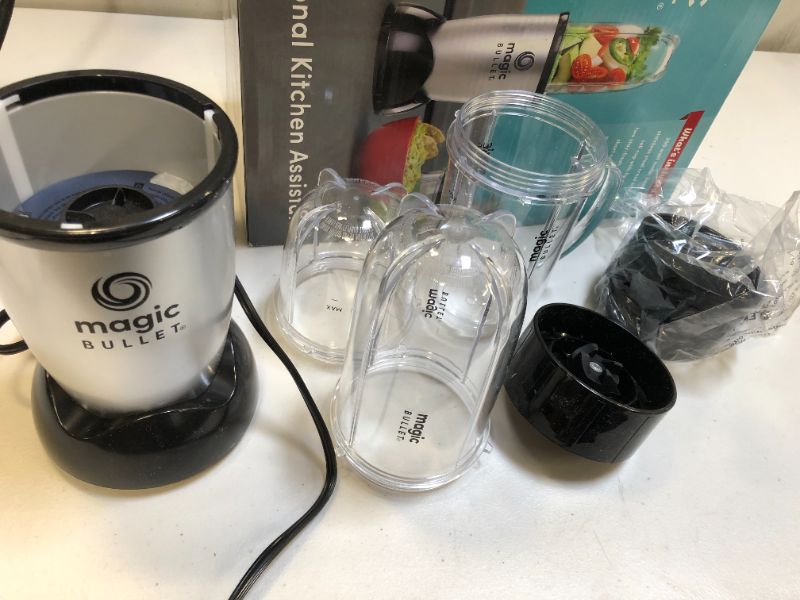 Photo 2 of Magic Bullet 19-oz Black 1-Speed 250-Watt Pulse Control Blender