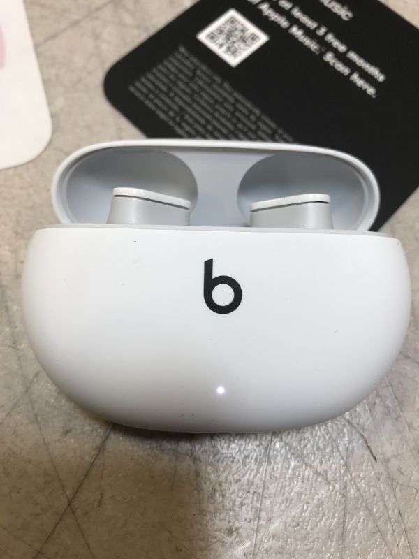 Photo 5 of Beats by Dr. Dre - Beats Studio Buds Totally Wireless Noise Cancelling Earphones - White
