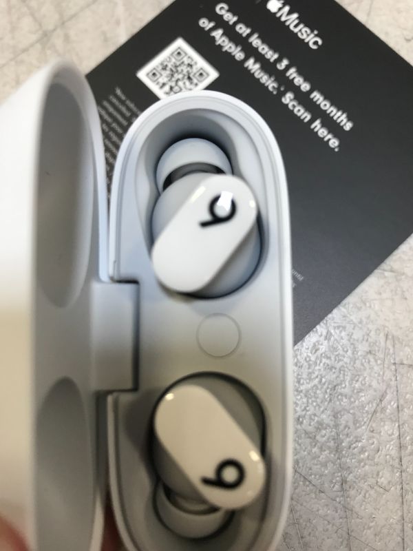 Photo 3 of Beats by Dr. Dre - Beats Studio Buds Totally Wireless Noise Cancelling Earphones - White
