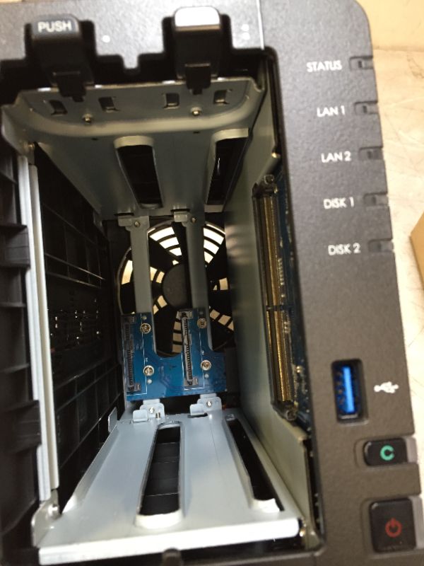 Photo 1 of Synology 2 Bay NAS DiskStation DS220+ (Diskless) (OPEN BOX BUT NEW) 
