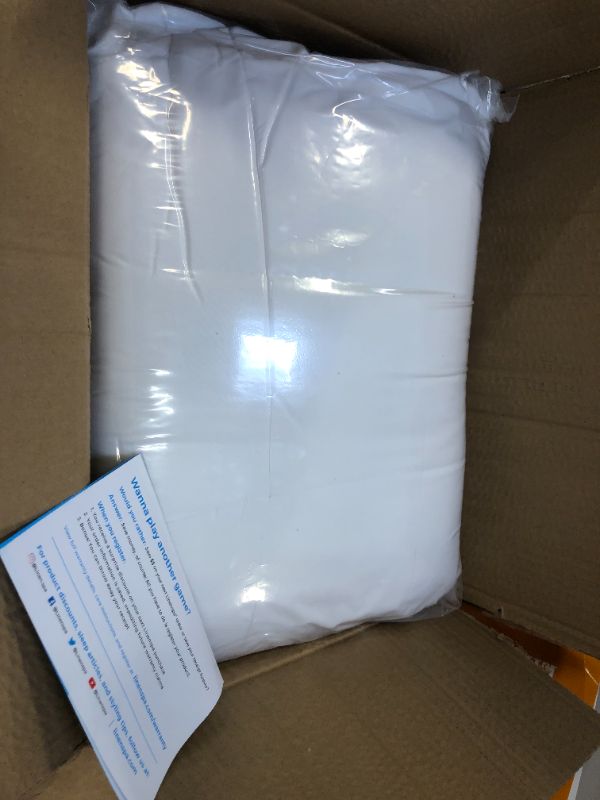 Photo 5 of All-Season White Down Alternative Twin Size Quilted Comforter
