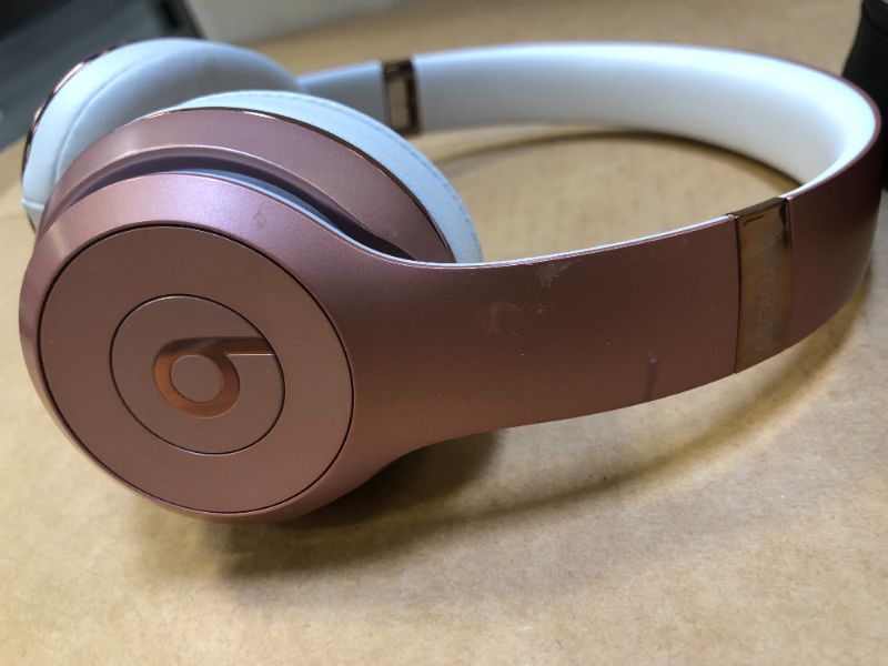 Photo 6 of (missing charger, used & dirty)Beats Solo3 Wireless On-Ear Headphones - Apple W1 Headphone Chip, Class 1 Bluetooth, 40 Hours of Listening Time, Built-in Microphone - Rose Gold (Latest Model)
