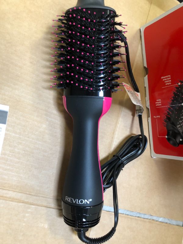 Photo 3 of Revlon One-Step Volumizer & Dryer(Tested)