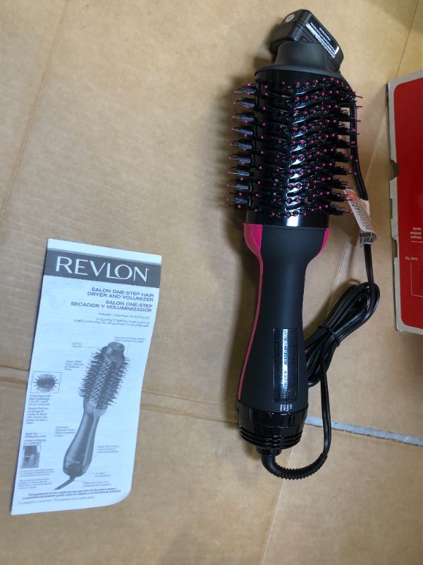 Photo 4 of Revlon One-Step Volumizer & Dryer(Tested)