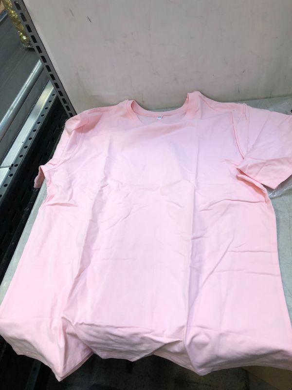 Photo 1 of Simple pink t shirt size xl 