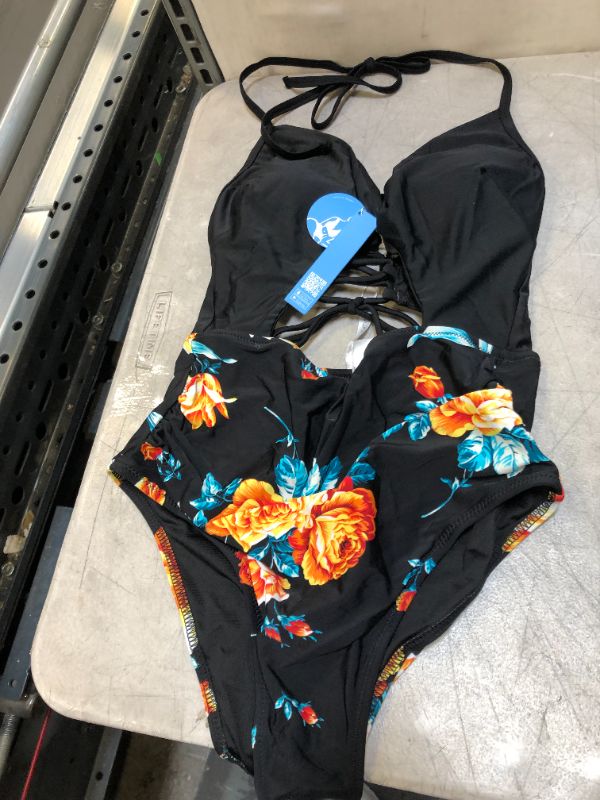 Photo 2 of CUPSHE Women's One Piece Swimsuit Cutout Halter Lace Up Twist Bathing Suit size m 