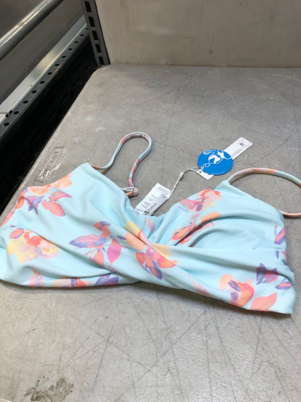 Photo 1 of Cupshe swimsuit top size m 