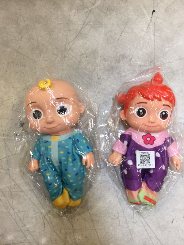 Photo 1 of 2 pack plastic dolls 