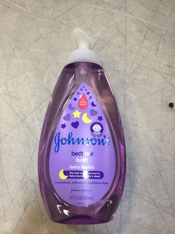 Photo 1 of Johnson's Bedtime Bath - 27.1oz