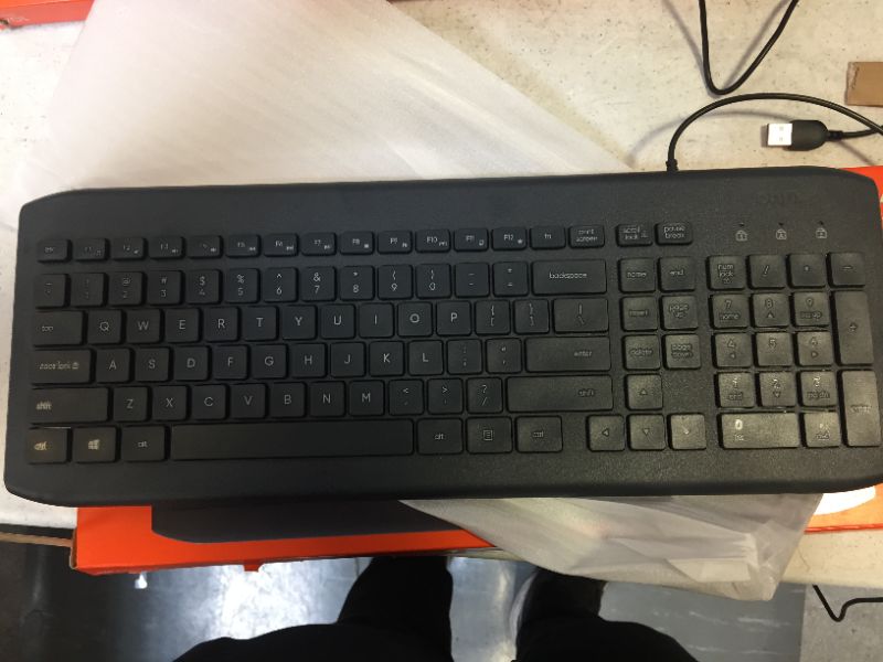 Photo 1 of onn. USB Computer Keyboard with 104-Keys, 5 ft Cable, Windows and Mac compatible
