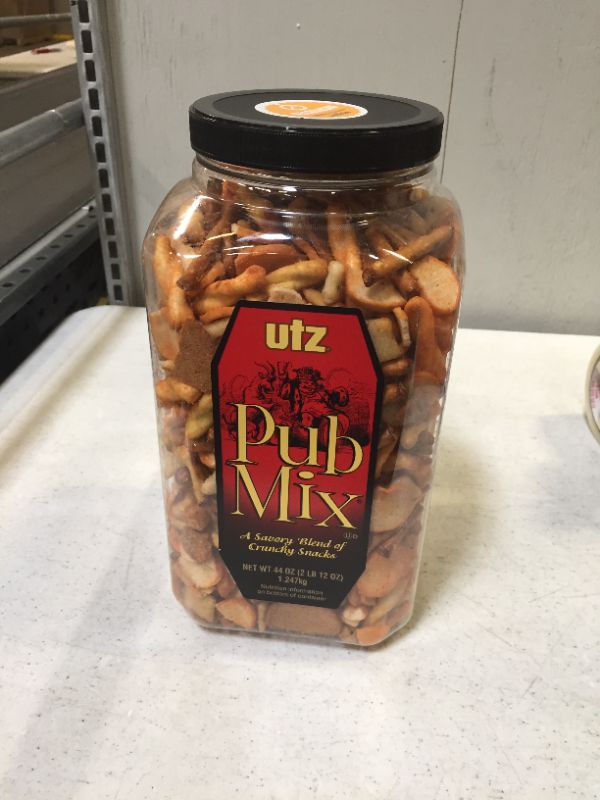 Photo 1 of Utz Pub Mix - 44 Ounce Barrel - Savory Snack Mix, Blend of Crunchy Flavors for a Tasty Party Snack - Resealable Container - Cholesterol Free and Trans-Fat Free
EXP JAN 10 2022