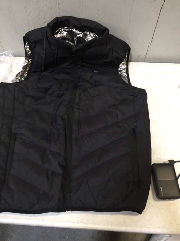 Photo 1 of Black heated Vest with battery pack Unisex Size 2XL