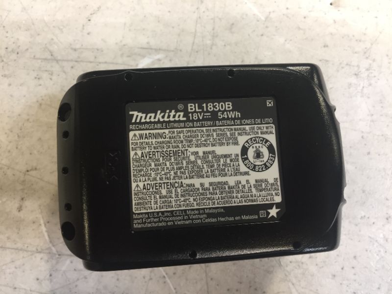 Photo 1 of Makita BL1830B 18V LXT Lithium-Ion 3.0Ah Battery, Black
