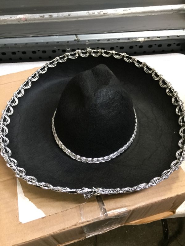 Photo 2 of FORUM NOVELTIES MINI BRIM MEXICAN WESTERN SOMBRERO BLACK COSTUME HAT(CHILD SIZE)
(( SOME DIRT ))