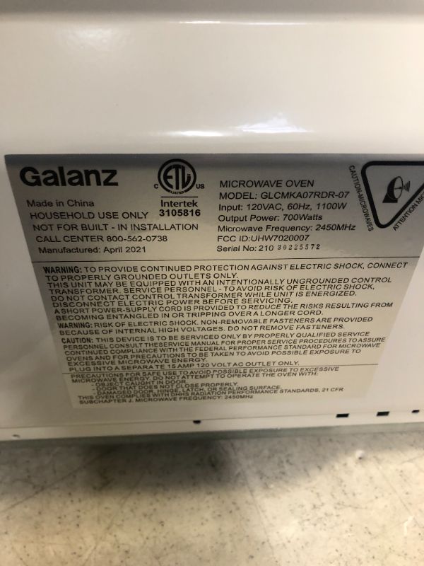 Photo 5 of Galanz 0.7 Cu. Ft. Retro Countertop Microwave Oven, 700 Watts, Red