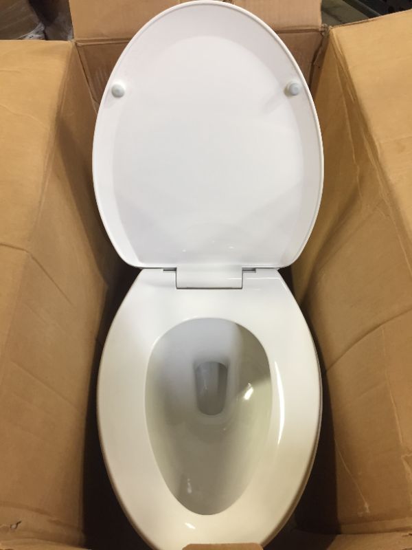 Photo 4 of American Standard Edgemere White WaterSense Dual Flush Elongated Chair Height 2-Piece Toilet 12-in Rough-In Size | 765AA200.020
