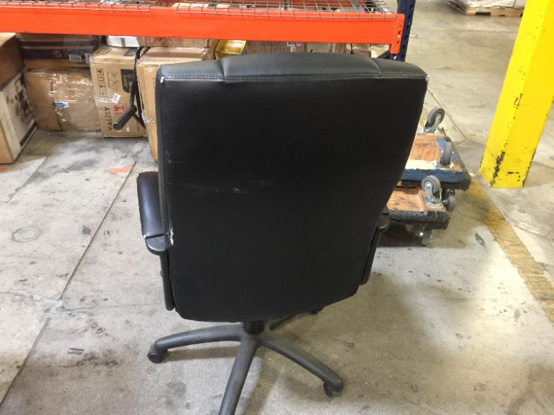 Photo 2 of generic leather office chair black 