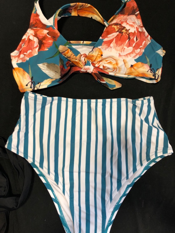 Photo 1 of Set of 2 Womens Bathing Suit Swimwear NEW Size XS