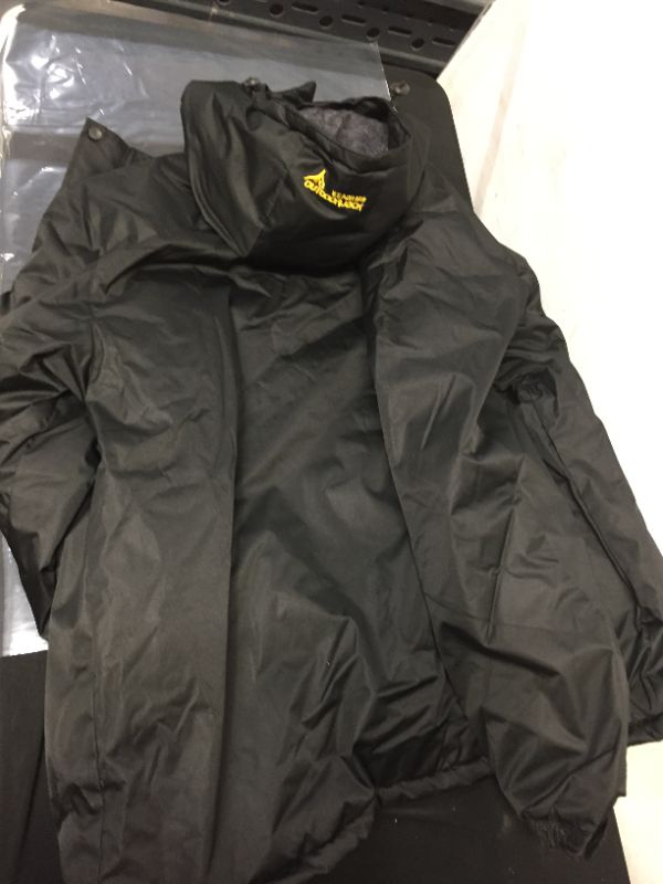 Photo 3 of v.t.aor 169 outdoor jack brand winter jacklet warm inside scolor black size extra extra large 