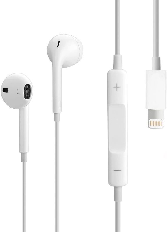 Photo 1 of Apple EarPods with Lightning Connector - White