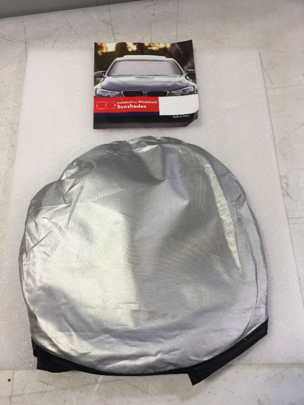 Photo 1 of automotive windshield sunshades 