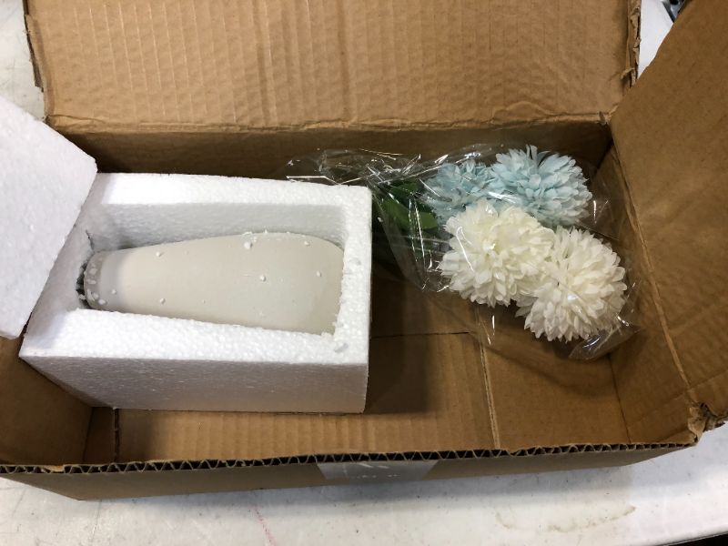 Photo 2 of ChenJia Artificial Flowers with Vase,Artificial Dandelion, Artificial Chrysanthemum Ball Flowers Arrangement Bouquet for Indoor Outdoor Decorations Wedding Party(White,Blue)
