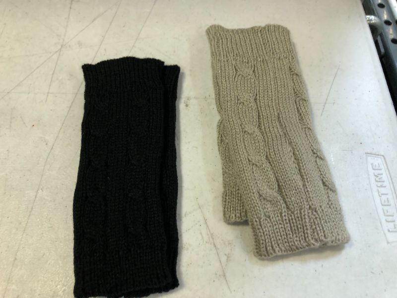 Photo 1 of Loritta 2 Pairs Womens Fingerless Gloves Winter Warm Knit Crochet Thumbhole Arm Warmers 2 pack 
