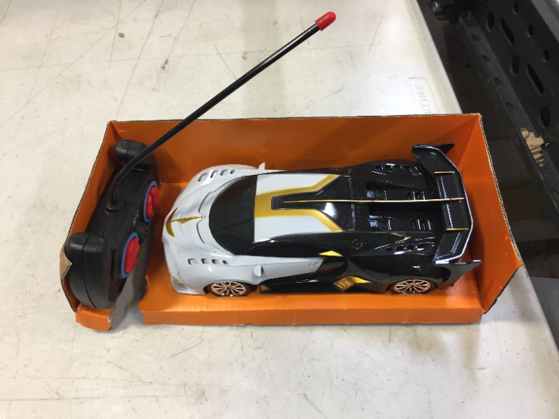 Photo 1 of generic RC car toy 